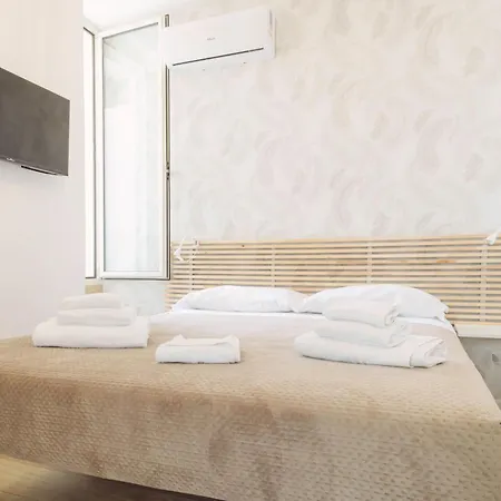 Peaceful Piccinni - - Apartamento